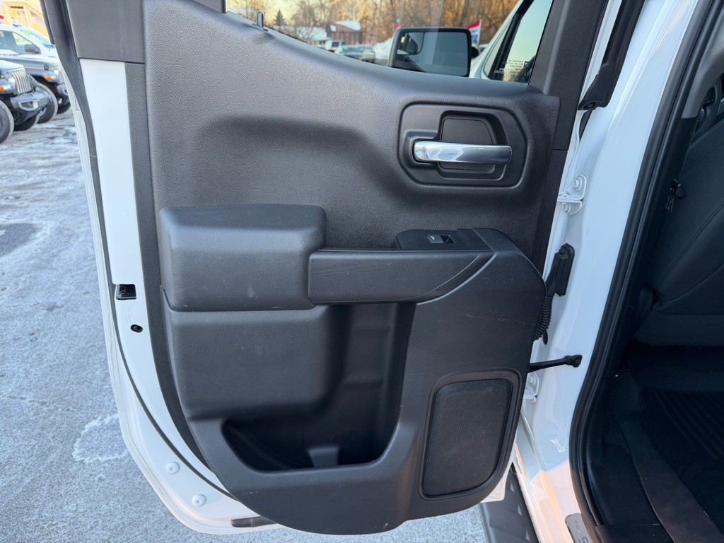 2019 Chevrolet Silverado 1500 Image 19