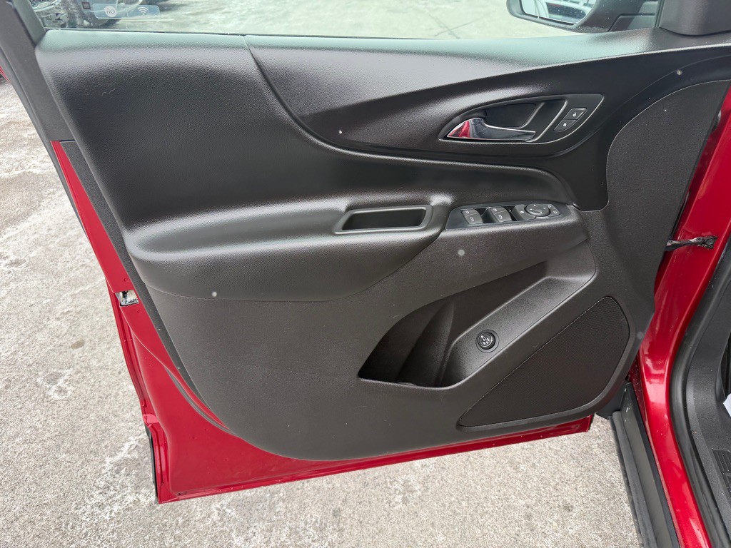 2019 Chevrolet Equinox Image 11