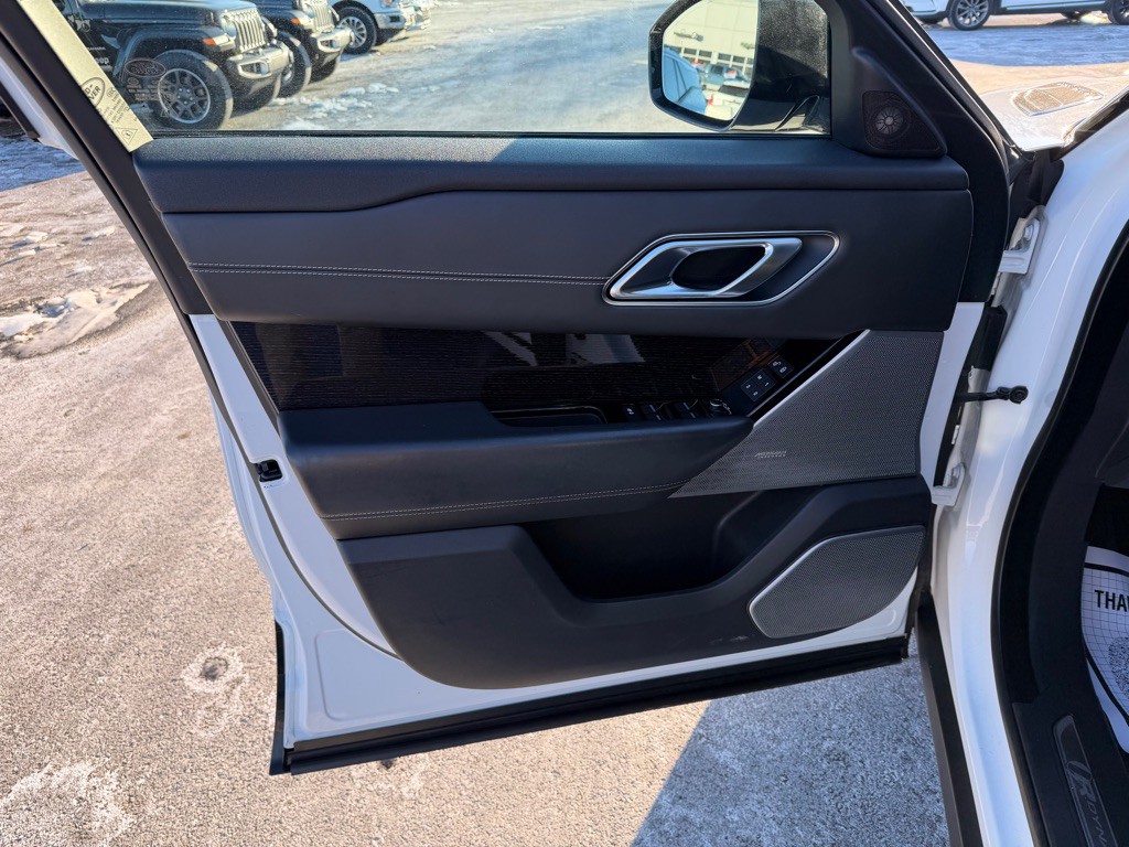 2019 Land Rover Range Rover Image 12