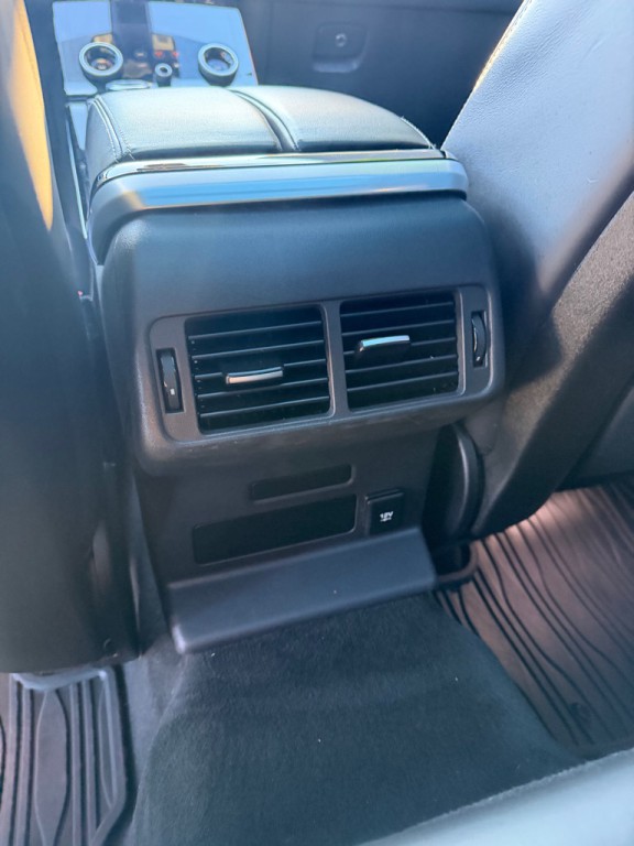 2019 Land Rover Range Rover Image 23