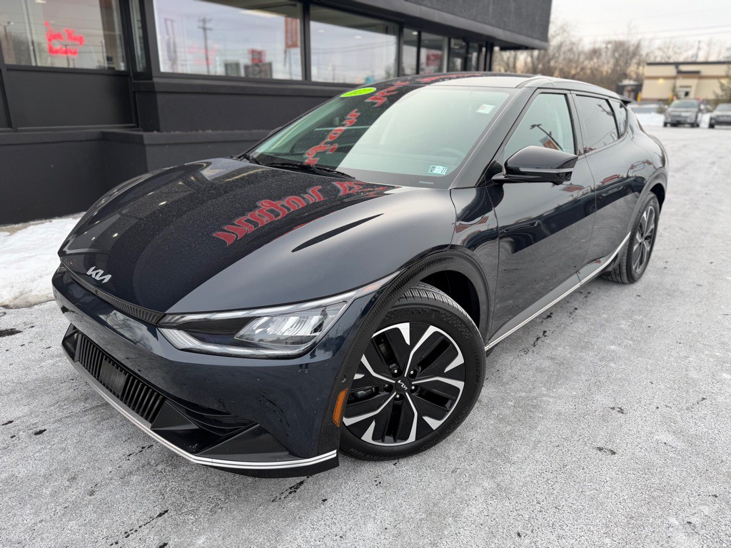 2022 Kia EV6 Image 2