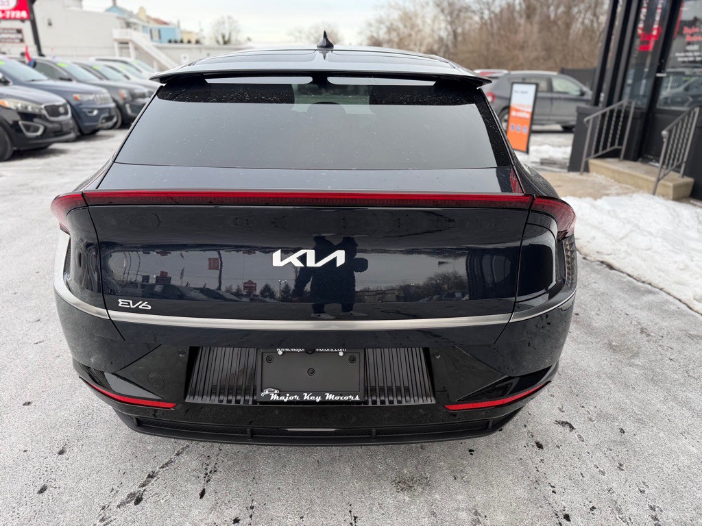 2022 Kia EV6 Image 5