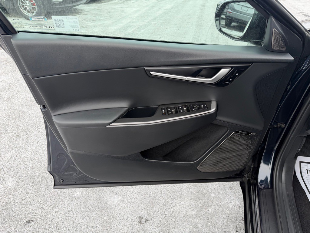 2022 Kia EV6 Image 11