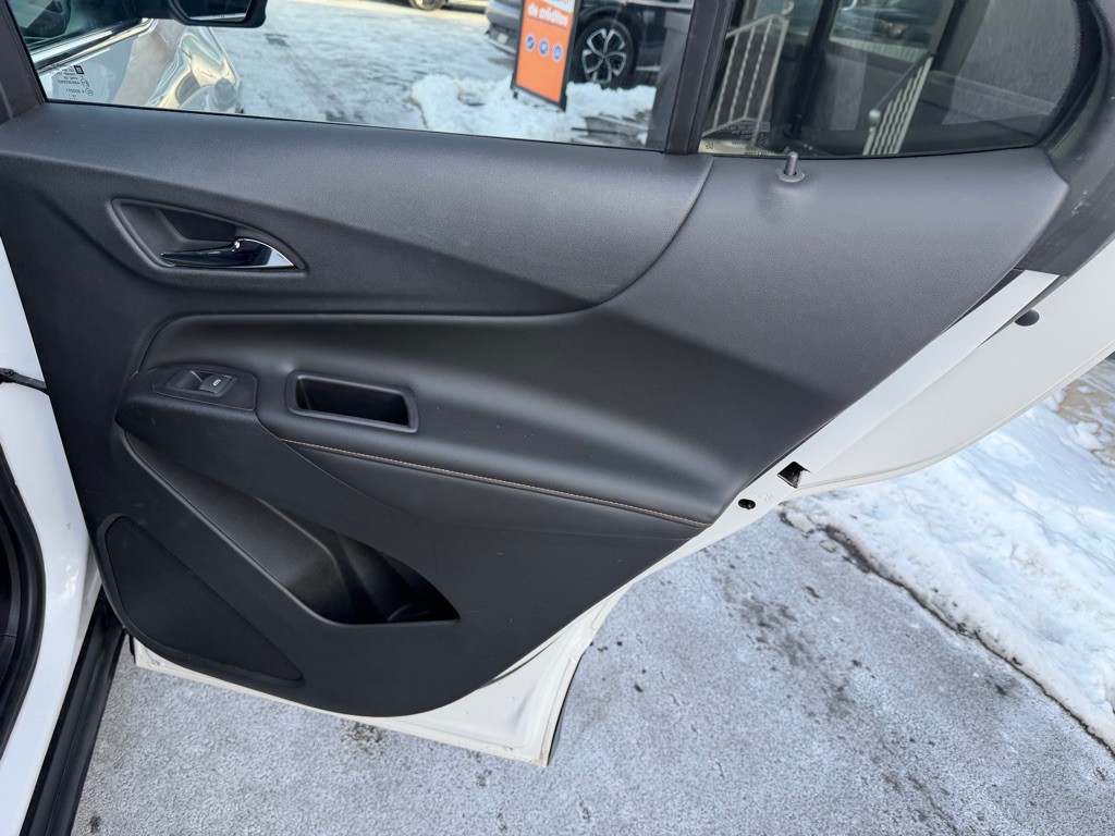 2019 Chevrolet Equinox Image 24