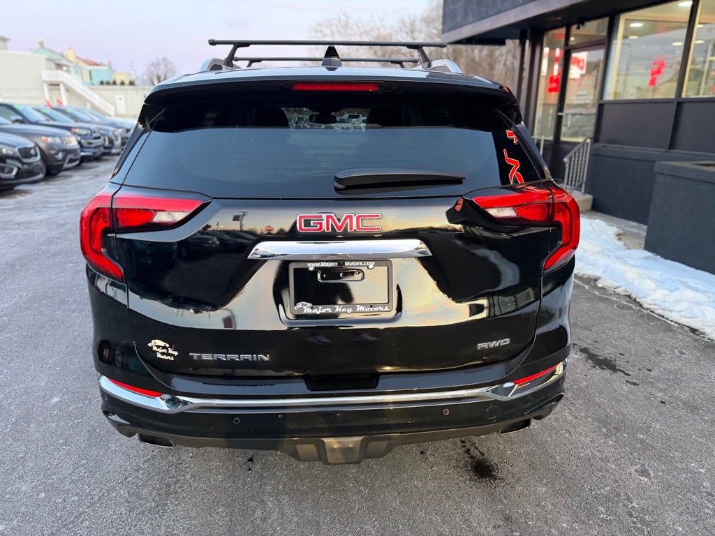 2018 GMC Terrain Image 5