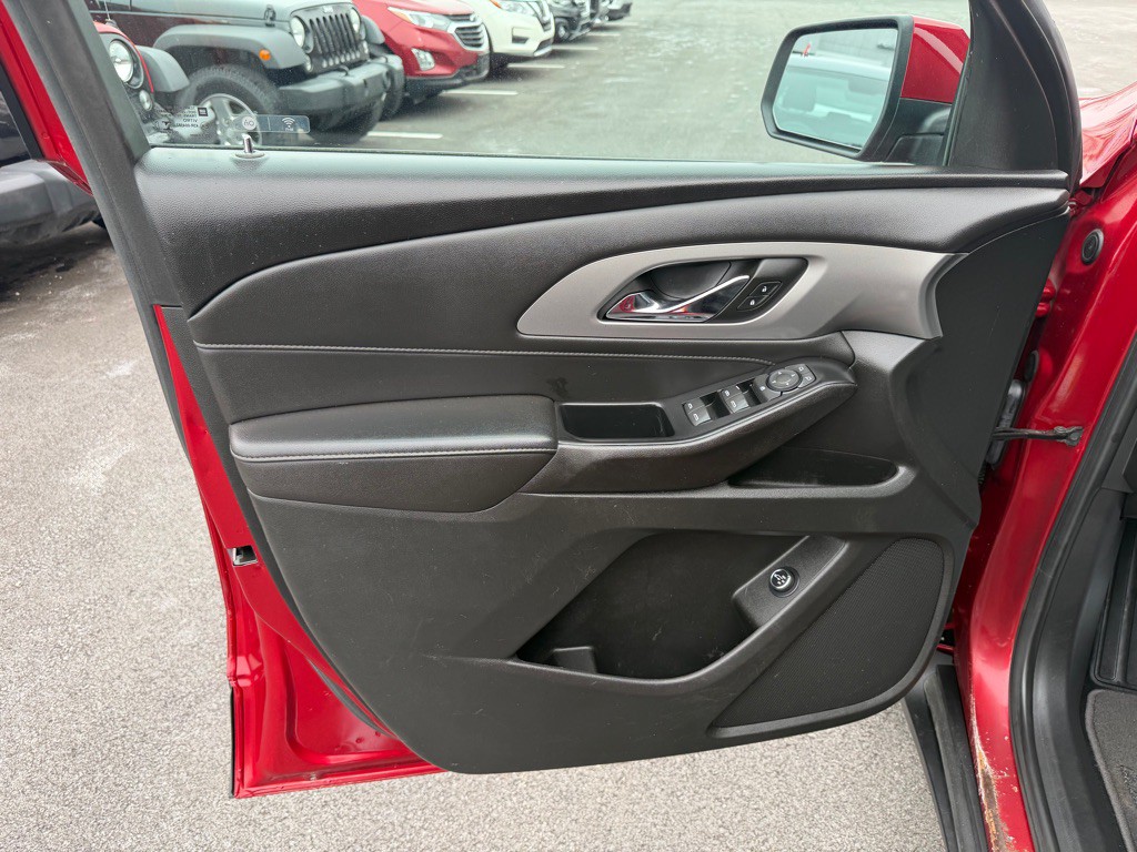 2023 Chevrolet Traverse Image 12