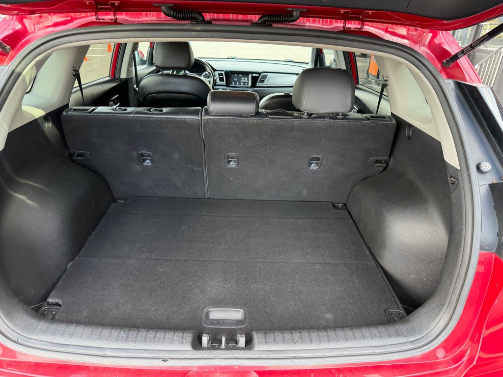 2017 Kia Niro Image 21