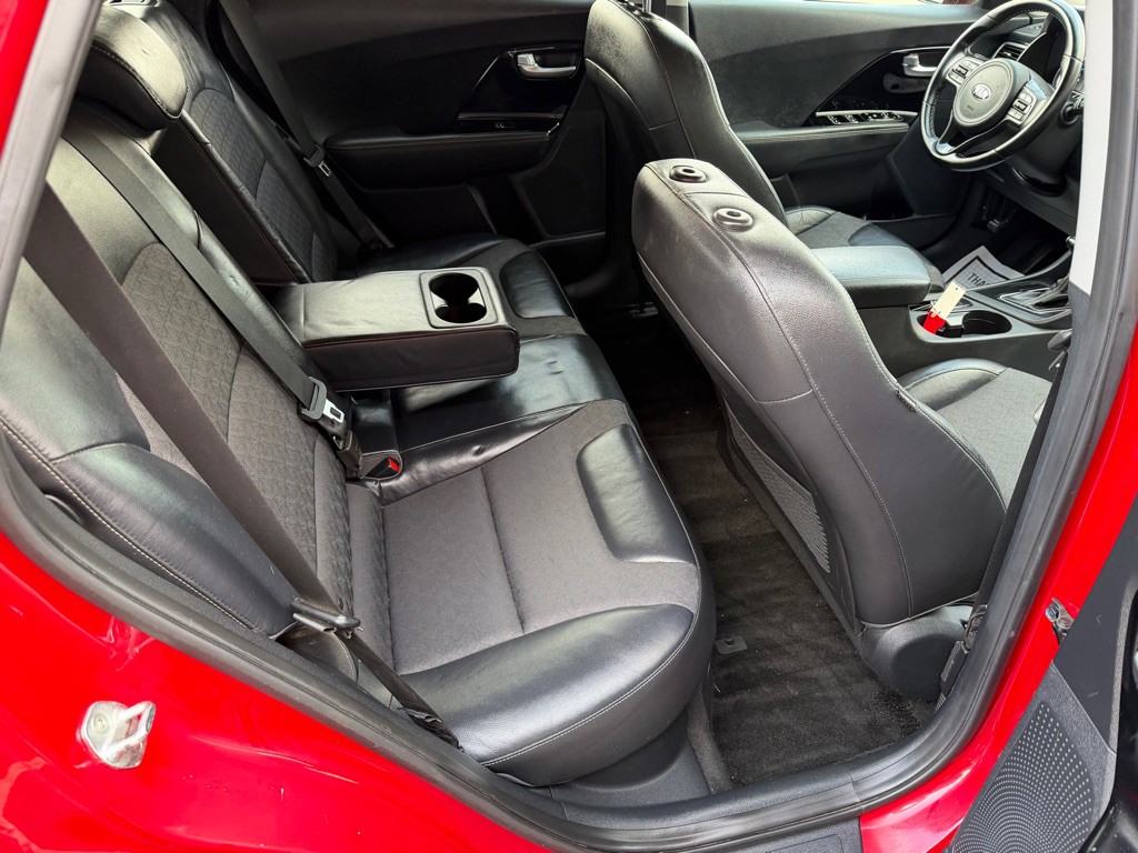 2017 Kia Niro Image 23