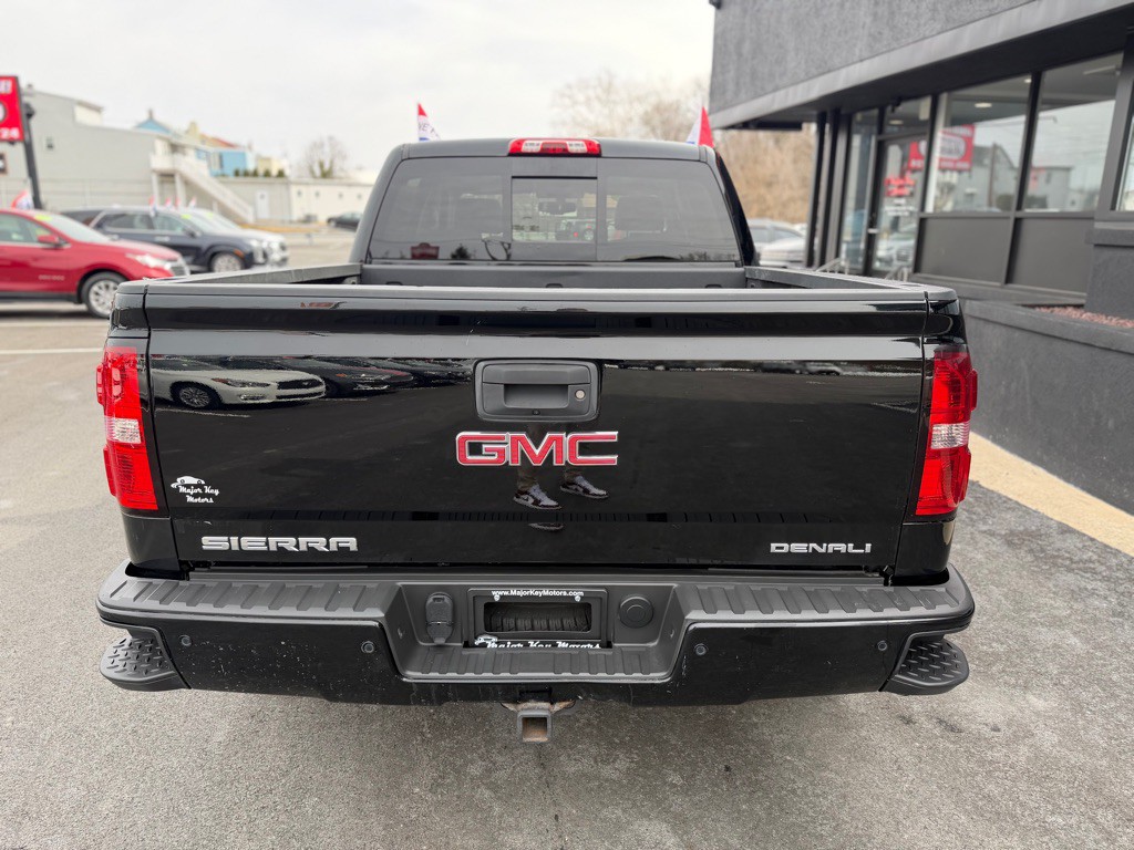 2015 GMC Sierra Image 5