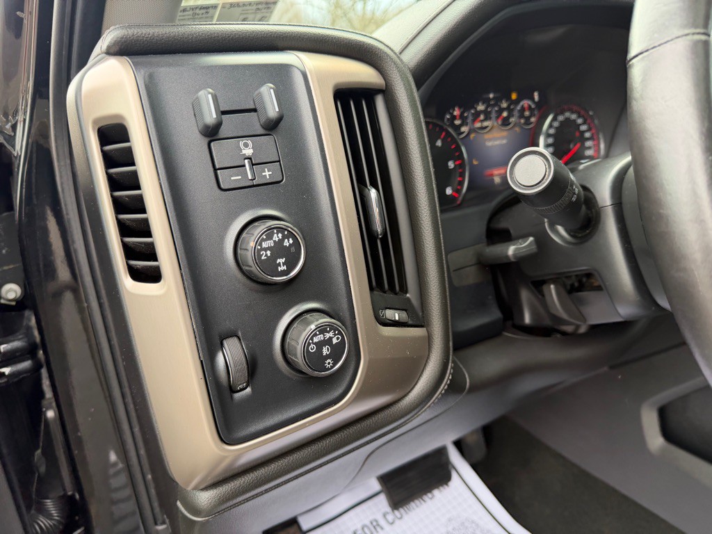 2015 GMC Sierra Image 14