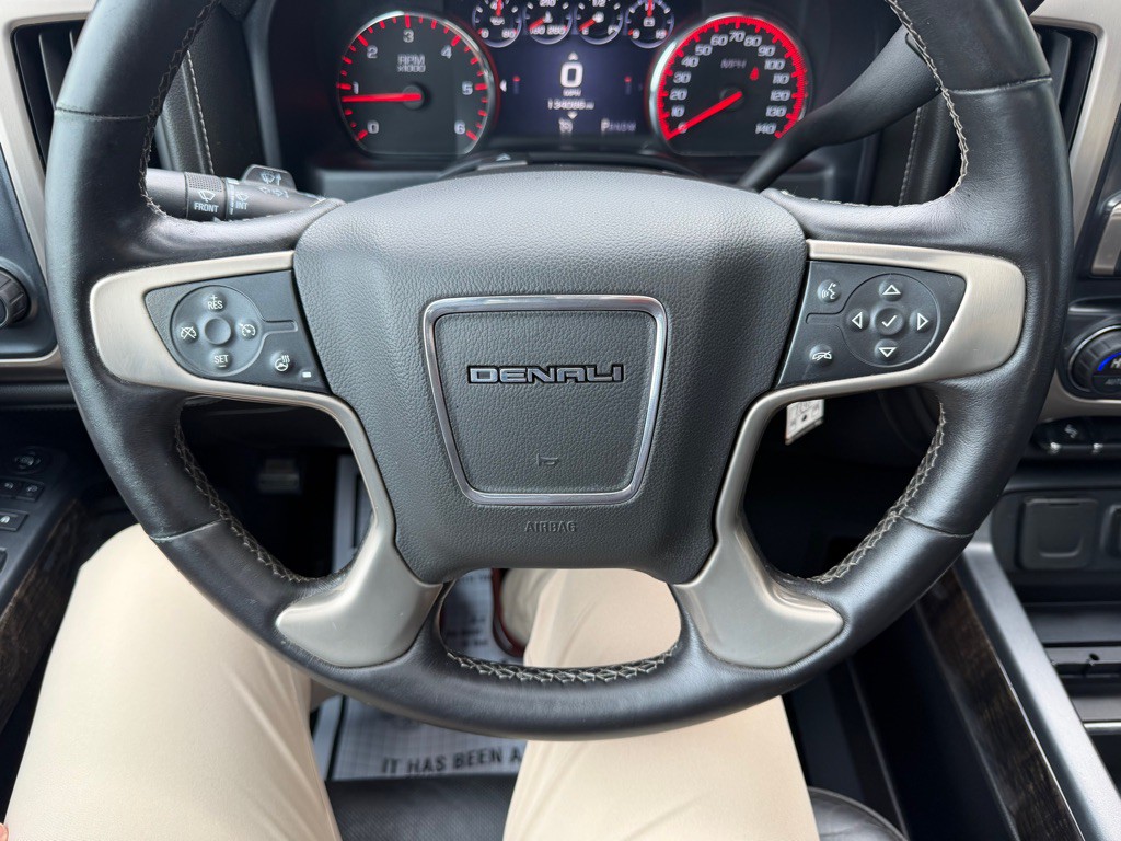 2015 GMC Sierra Image 16