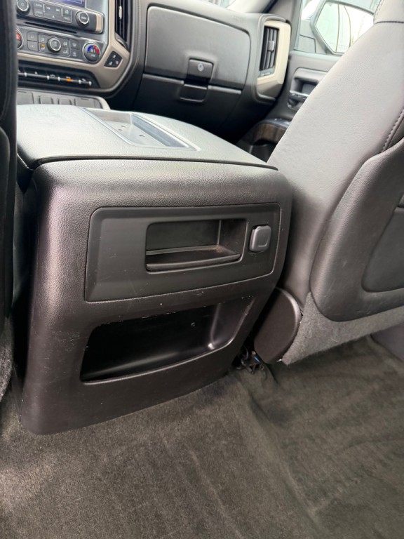 2015 GMC Sierra Image 22