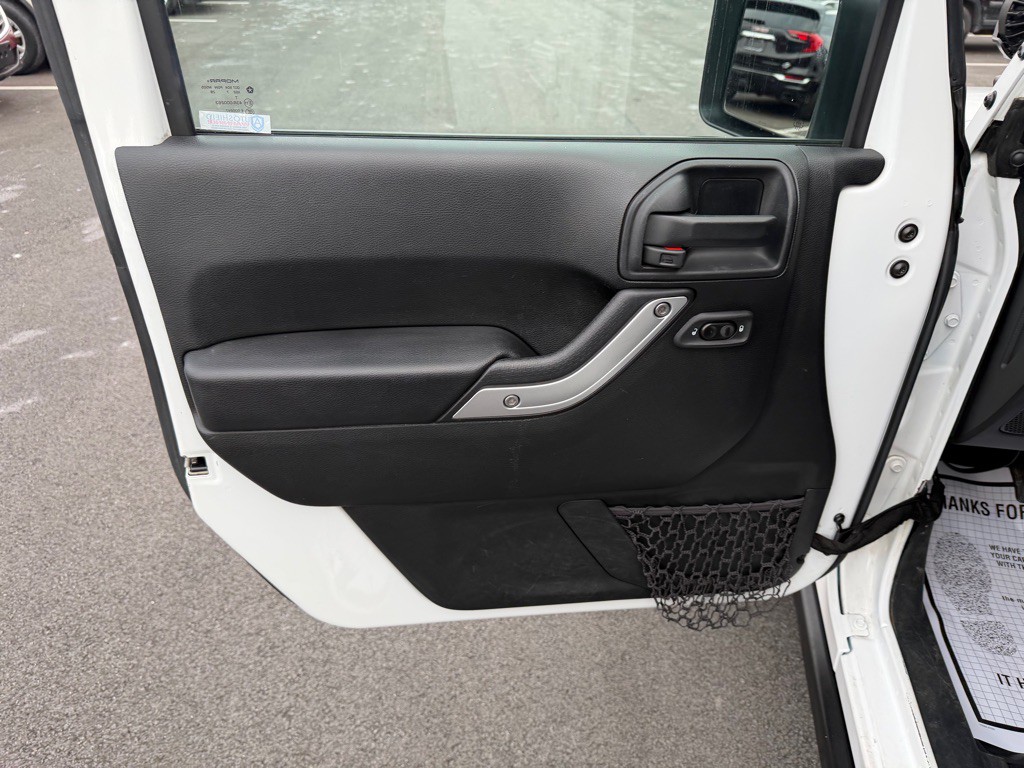 2017 Jeep Wrangler Unlimited Image 12