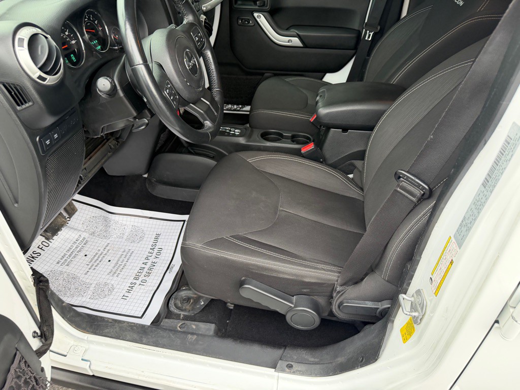 2017 Jeep Wrangler Unlimited Image 13