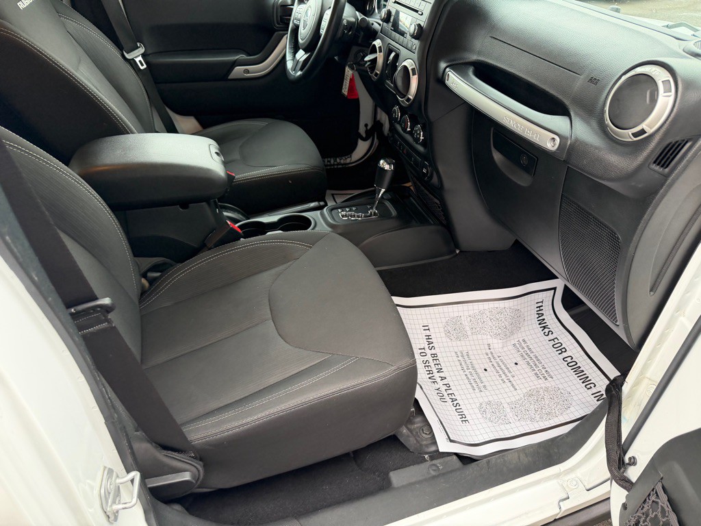 2017 Jeep Wrangler Unlimited Image 27