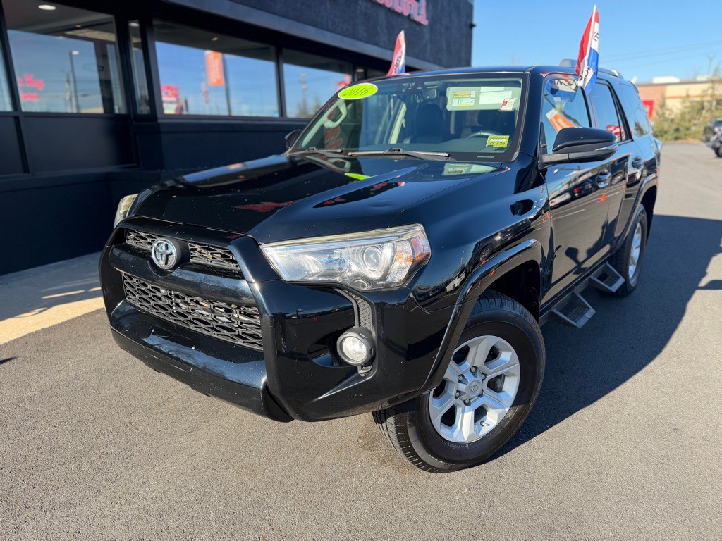 2016 Toyota 4Runner Image 2