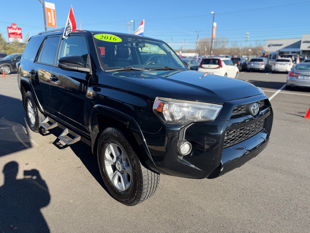 2016 Toyota 4Runner Image 8