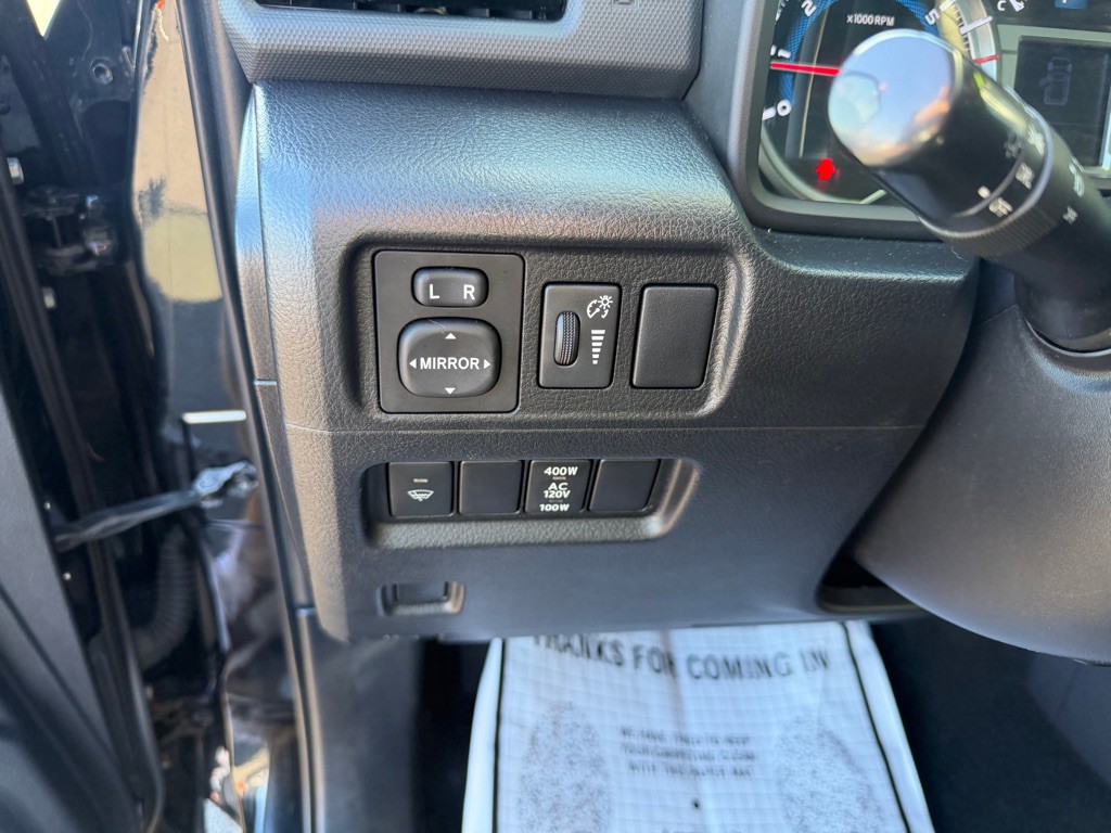 2016 Toyota 4Runner Image 14