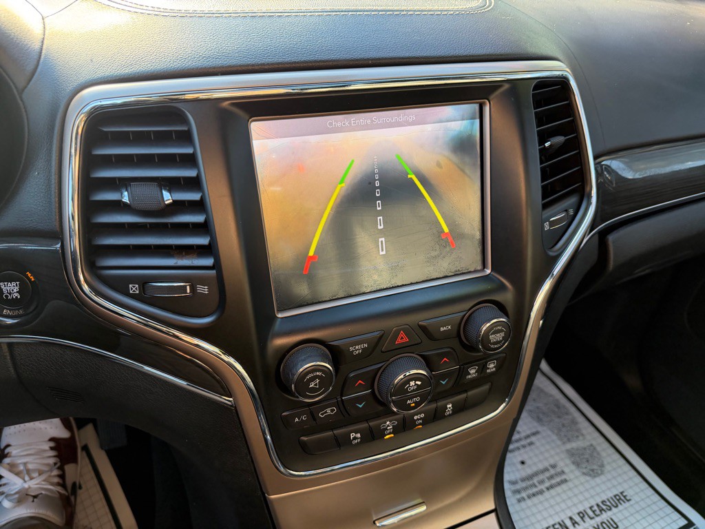 2014 Jeep Grand Cherokee Image 16