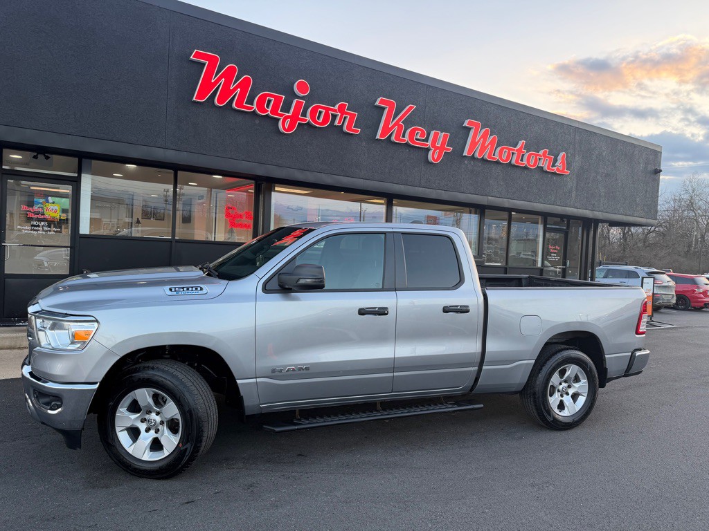 2023 RAM 1500 Image 3