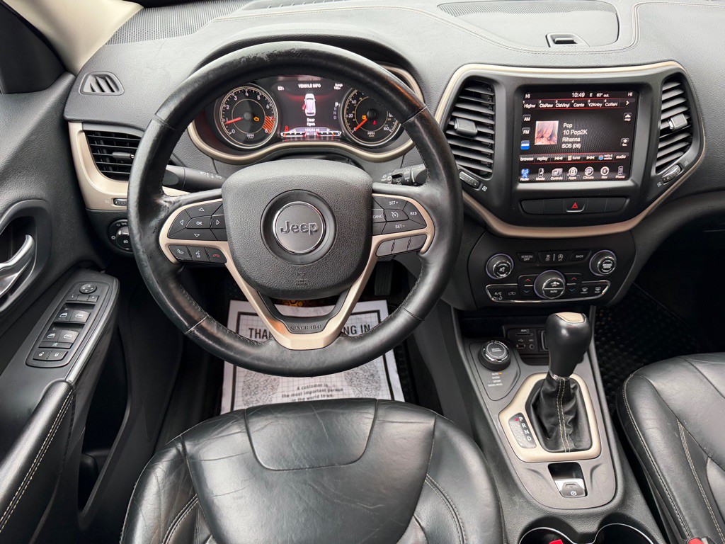 2015 Jeep Cherokee Image 11