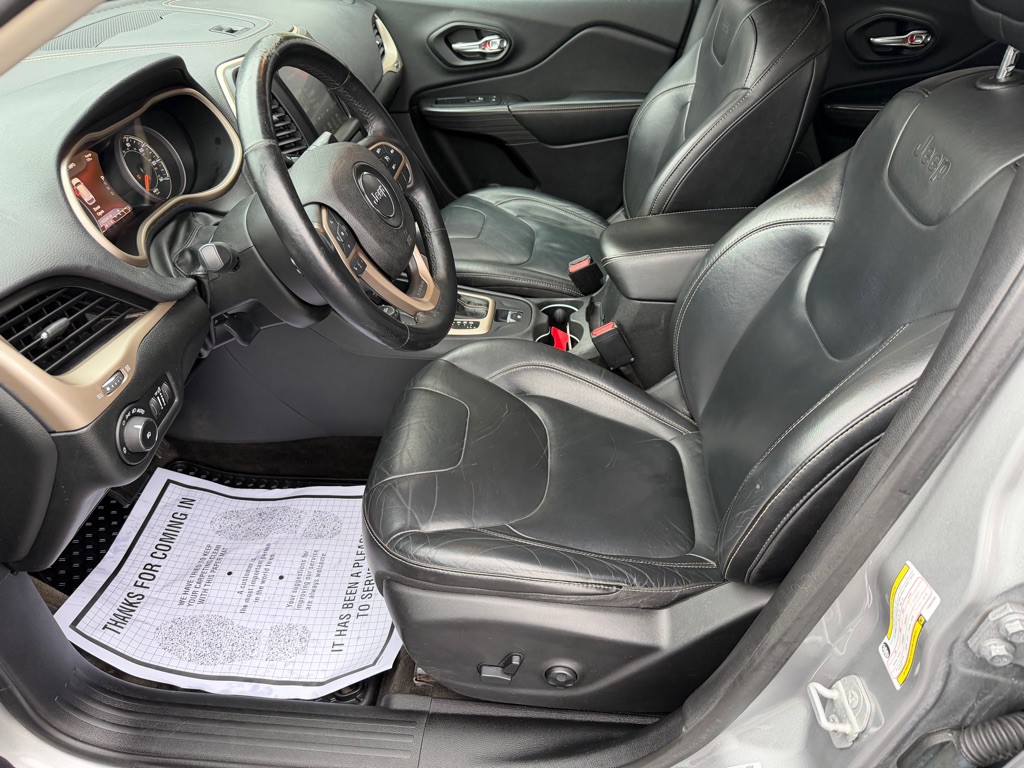 2015 Jeep Cherokee Image 13