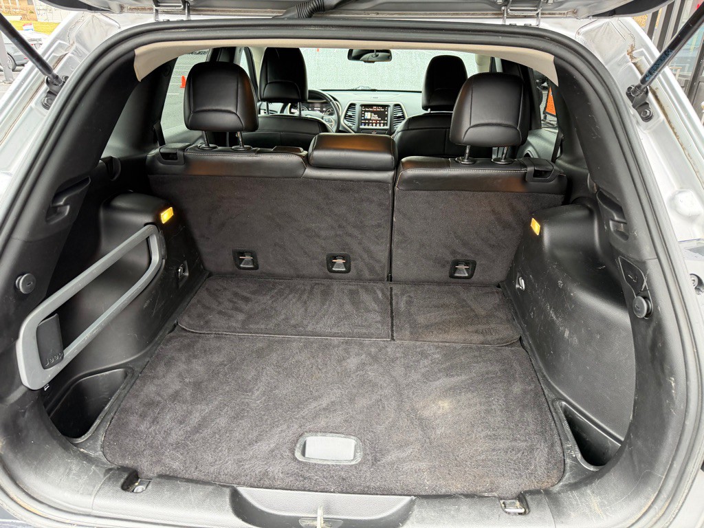 2015 Jeep Cherokee Image 23