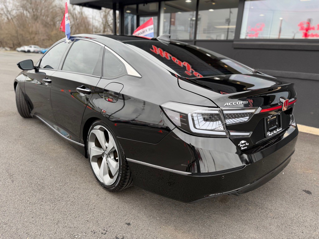 2018 Honda Accord Image 4