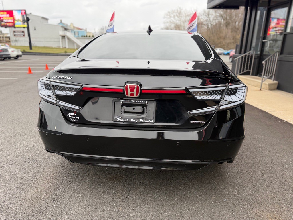 2018 Honda Accord Image 5