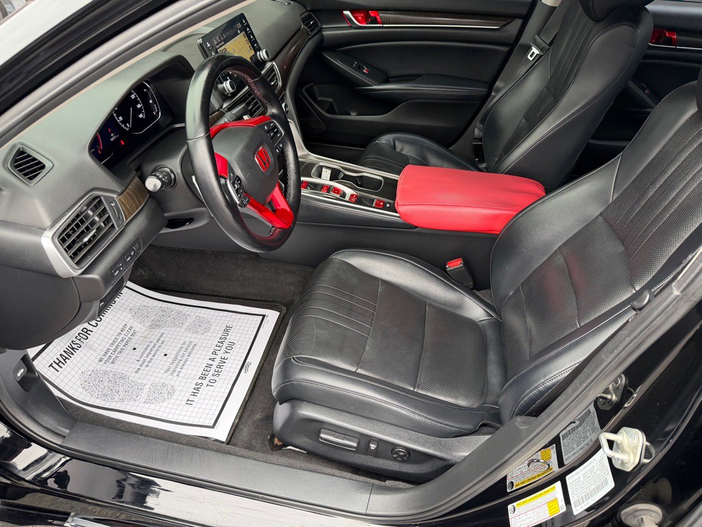 2018 Honda Accord Image 13