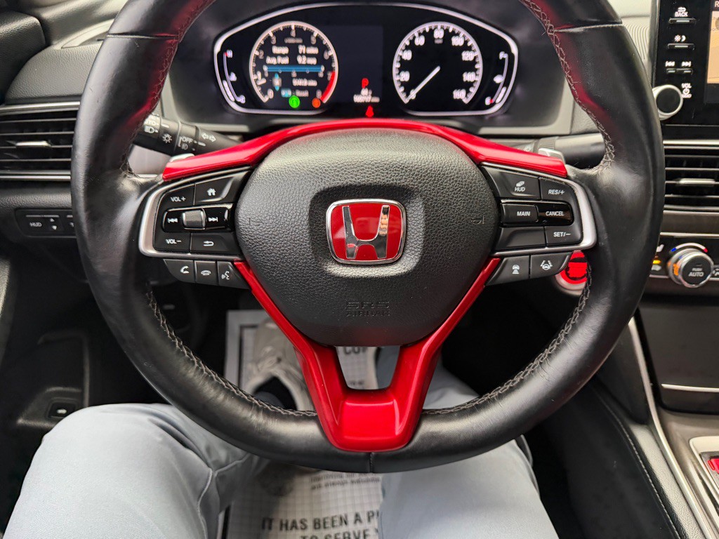 2018 Honda Accord Image 16