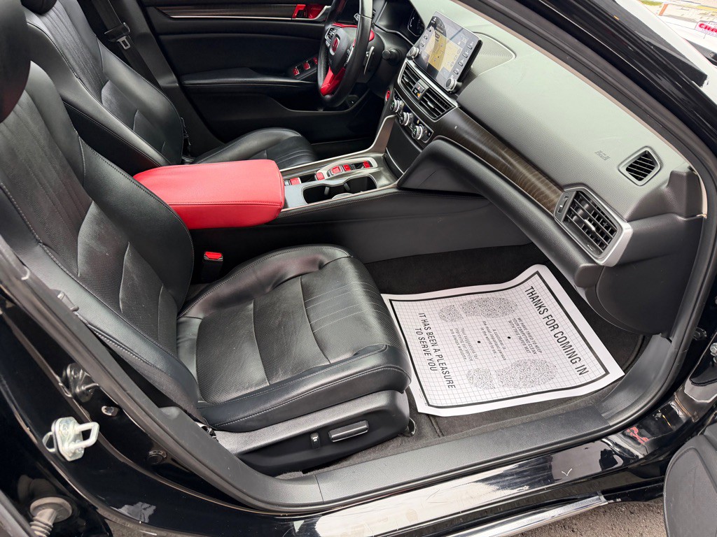 2018 Honda Accord Image 26