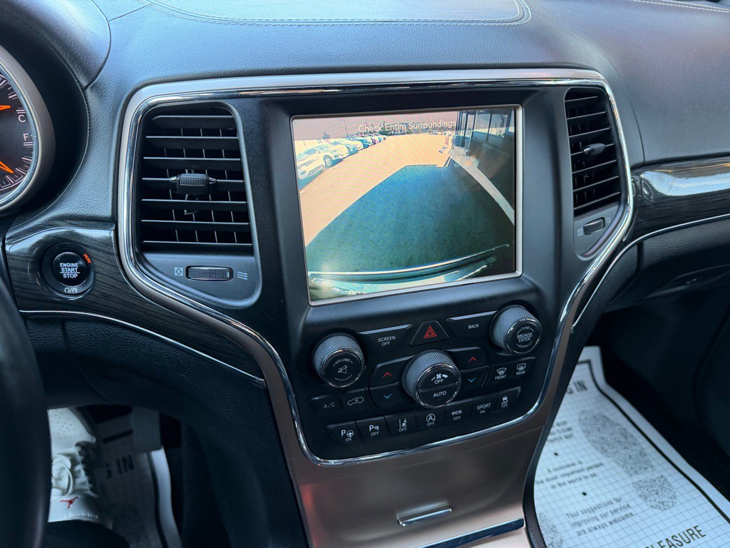 2017 Jeep Grand Cherokee Image 18