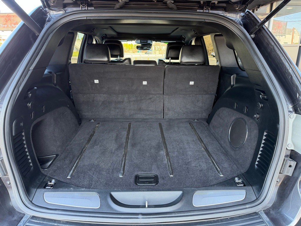 2017 Jeep Grand Cherokee Image 23