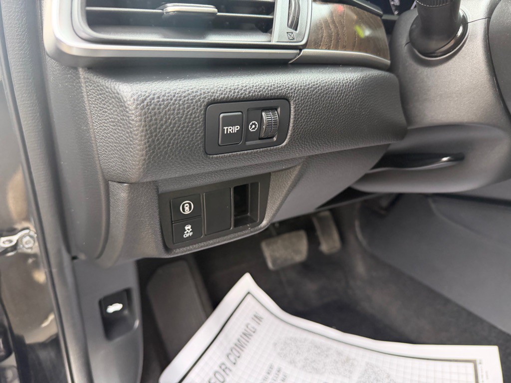 2018 Honda Accord Image 14