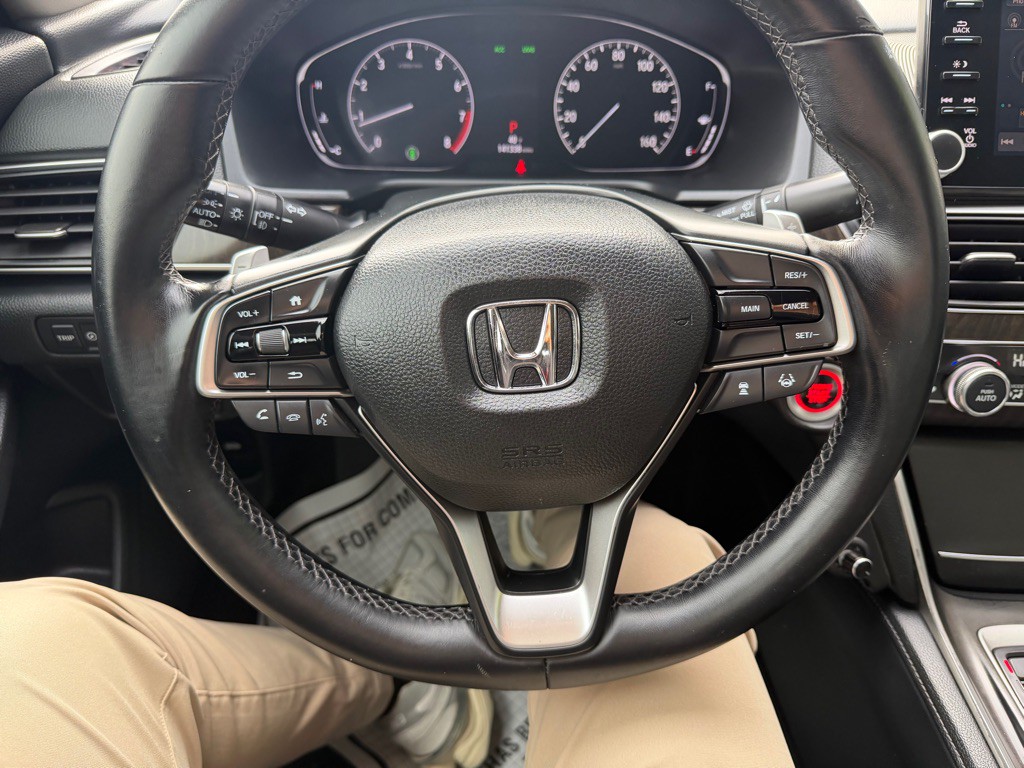 2018 Honda Accord Image 16