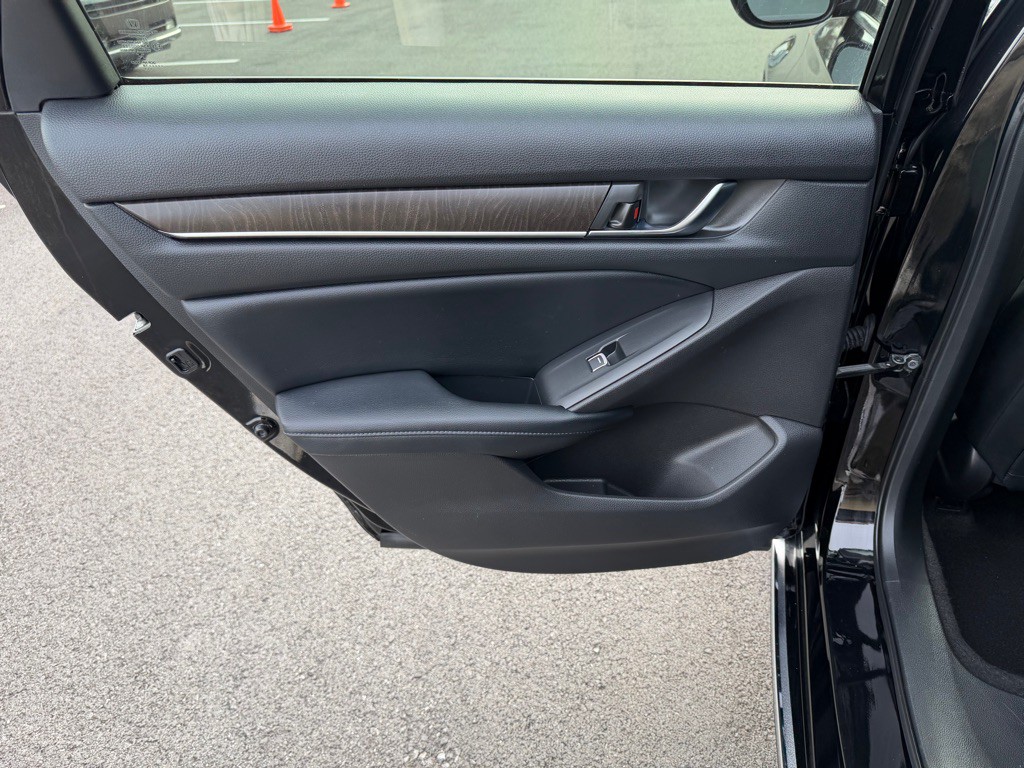 2018 Honda Accord Image 20