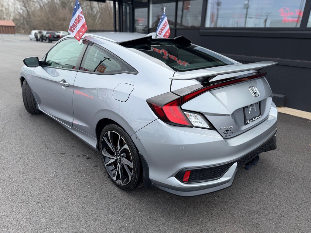 2018 Honda Civic Image 4