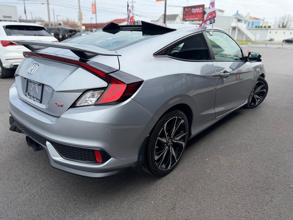 2018 Honda Civic Image 6