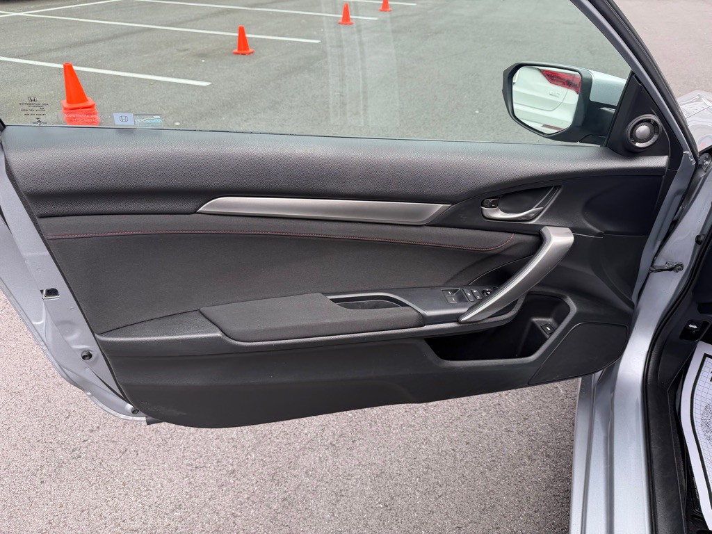 2018 Honda Civic Image 13