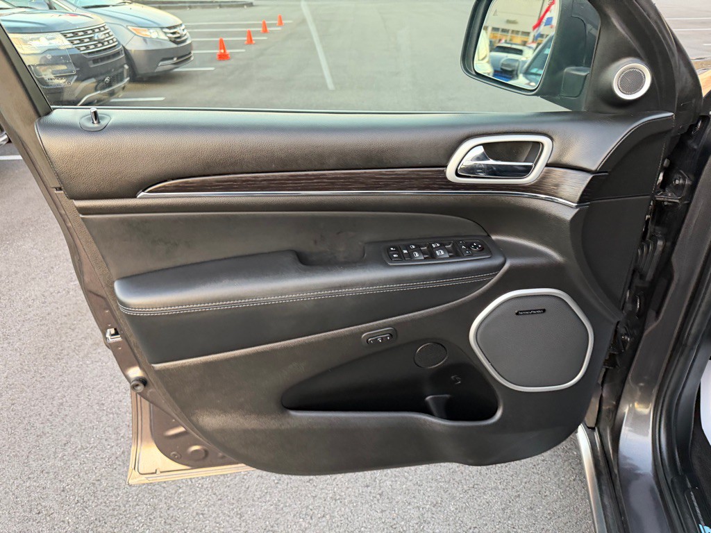 2019 Jeep Grand Cherokee Image 12