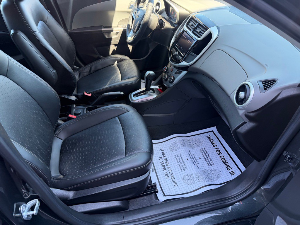 2020 Chevrolet Sonic Image 25