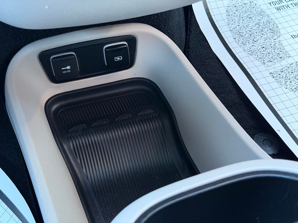 2021 Chrysler Pacifica Image 18