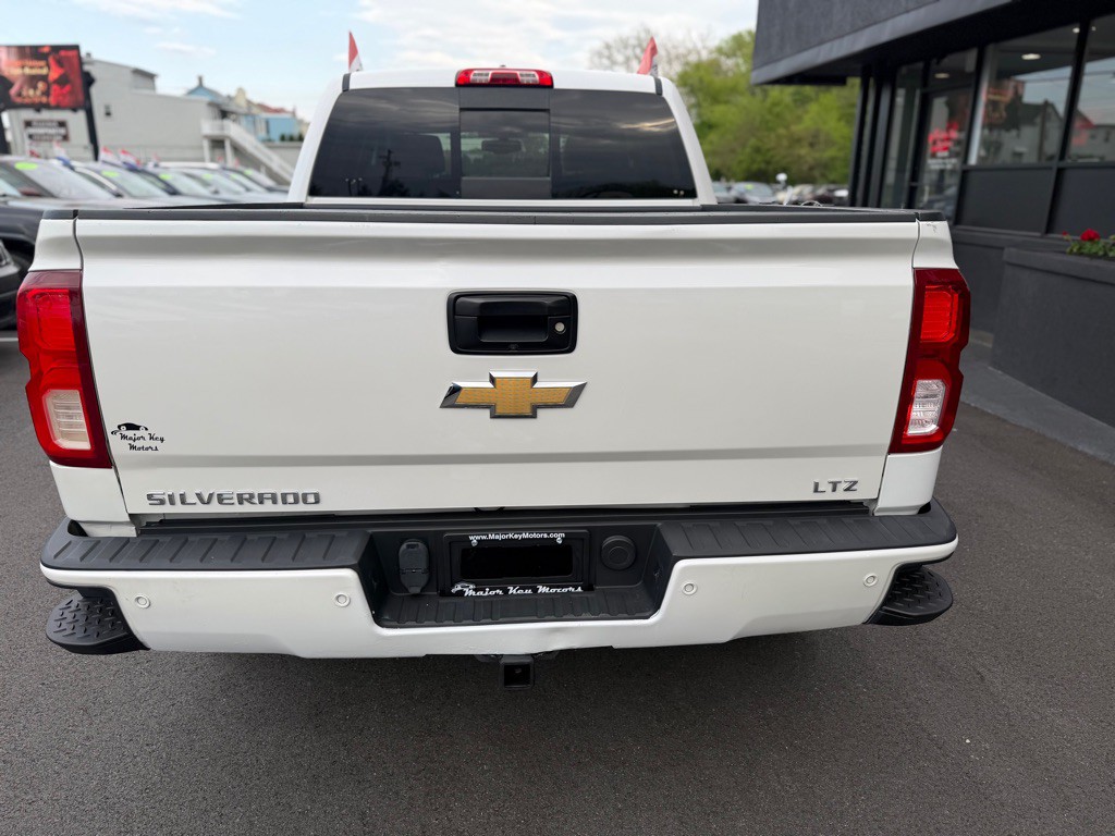 2017 Chevrolet Silverado 1500 Image 5