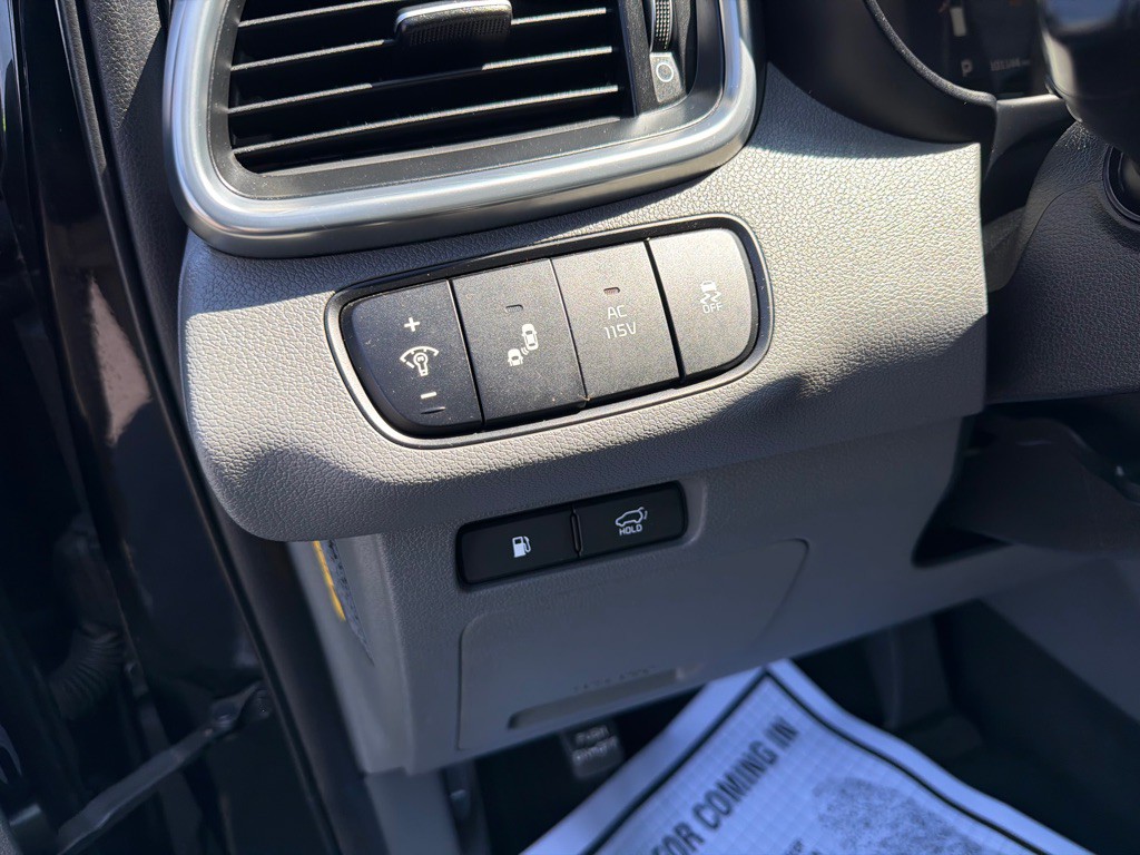 2017 Kia Sorento Image 15