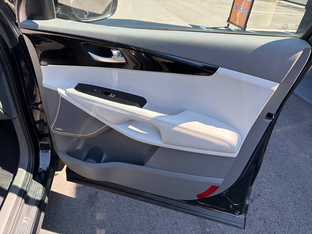 2017 Kia Sorento Image 31