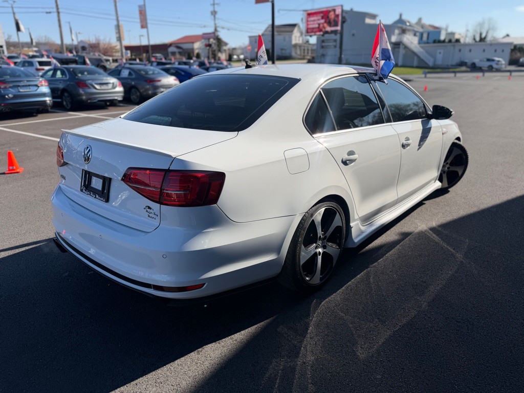 2017 Volkswagen Jetta Image 6