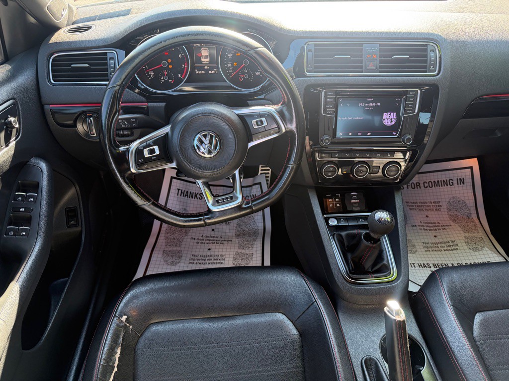 2017 Volkswagen Jetta Image 11