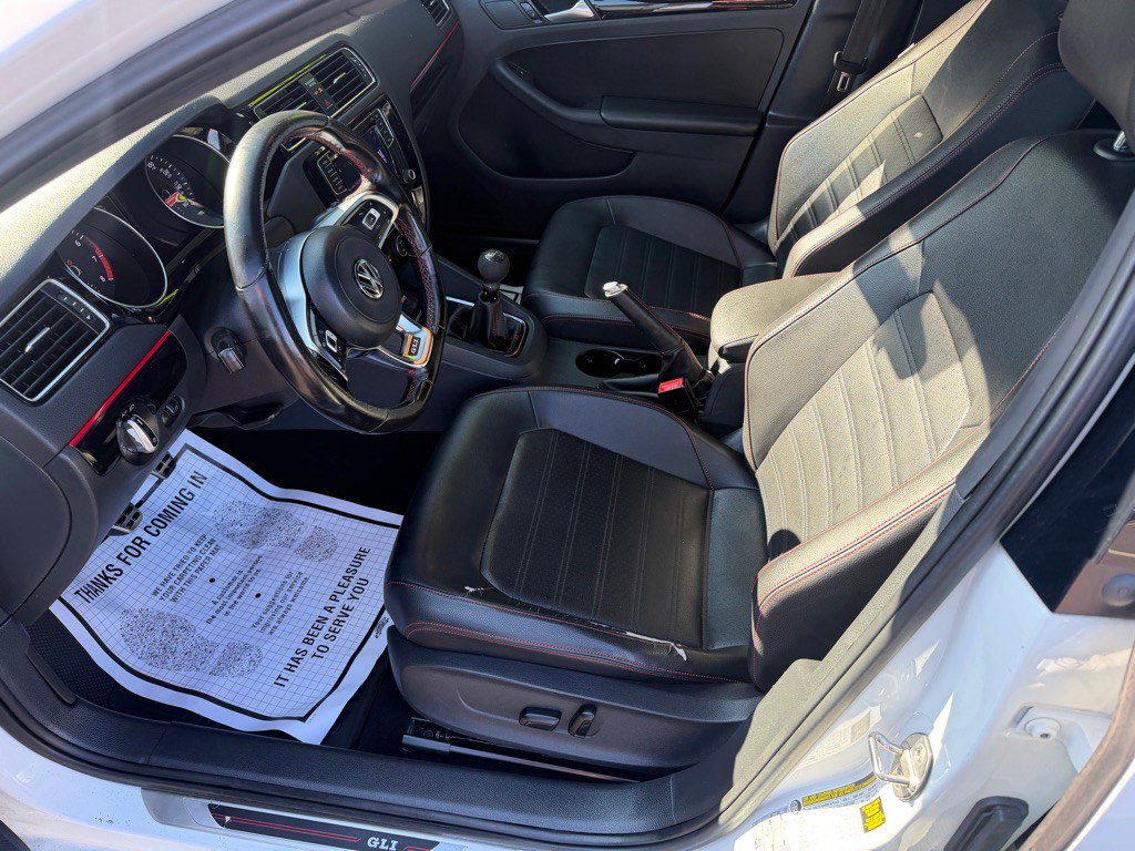 2017 Volkswagen Jetta Image 13