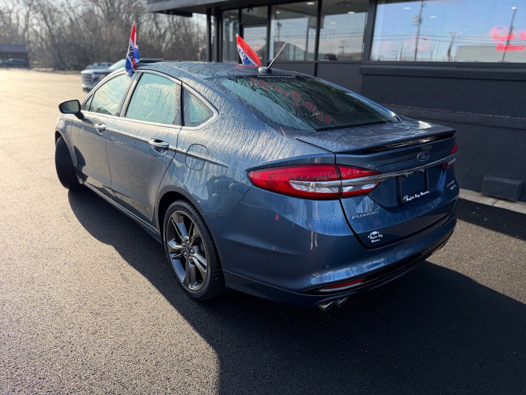 2018 Ford Fusion Image 4
